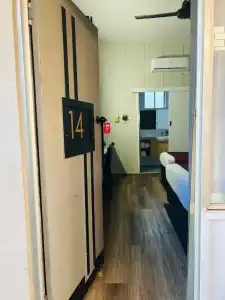 Downs Motel - 72