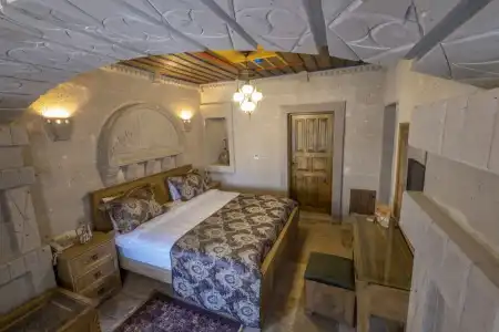 Underground Cave Suites - 42