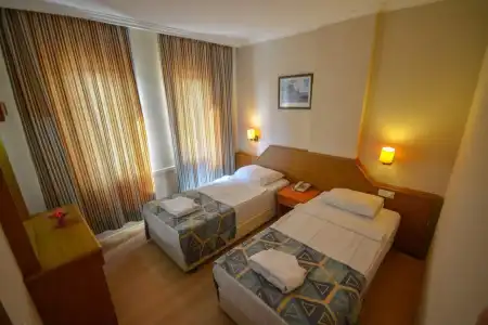 Select Suite & Apart - 3