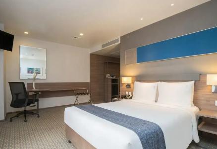 Holiday Inn Express Bangkok Sathorn by IHG - 57