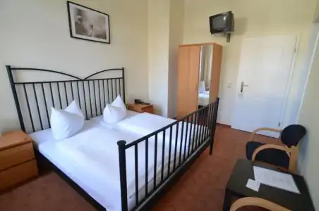 Gästehaus Villa Seraphinum - 36