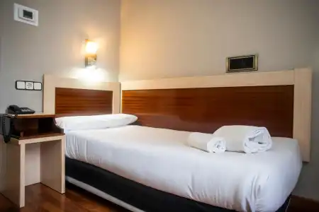B&B Zaragoza Royal - 4