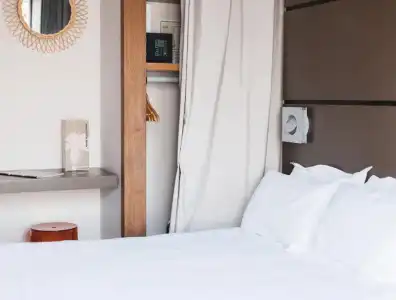 Bor Hôtel & Restaurant - Plage privée - 55