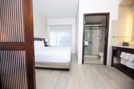 Hyatt Place West Palm Beach/Downtown - 2