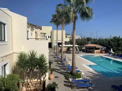 Dionysos Apartments and Studios - 11