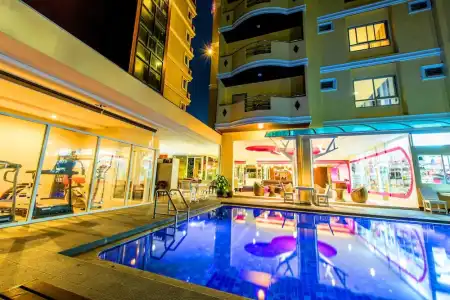Dancenter Luxury Underwater World Pattaya - 16