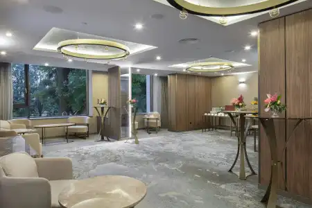 Doubletree By Hilton Plovdiv Center - 0