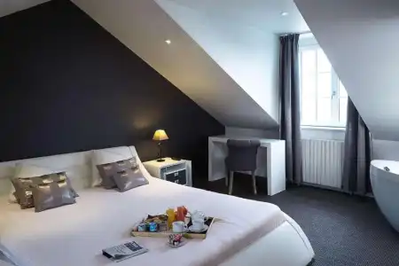 Best Western Le Cheval Blanc - Vieux Port - 164