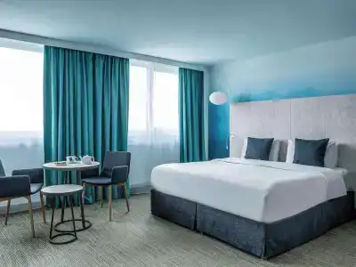 Mercure Vannes Le Port - 58