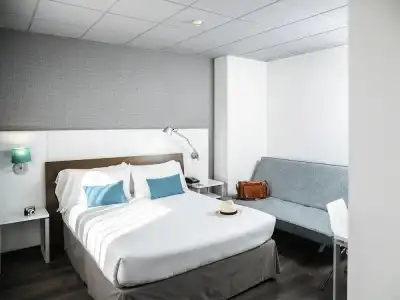 ibis Styles A Coruña - 51