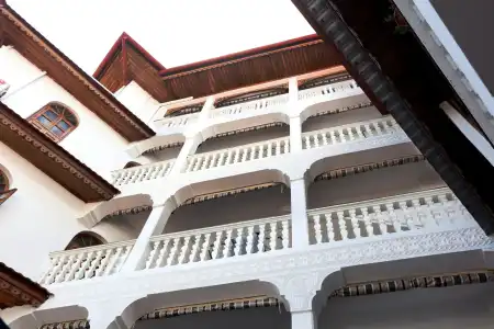 Tausi Palace - 0