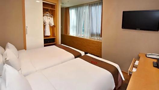 Skypark Myeongdong 3 - 32