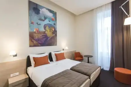 Grand Hedonist - 37