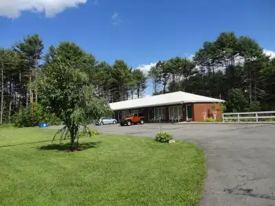 Sara Glen Motel - Saratoga Springs-Glens Falls - 29