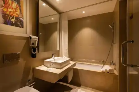 Holiday Inn Express & Suites Bengaluru Old Madras Road by IHG - 6