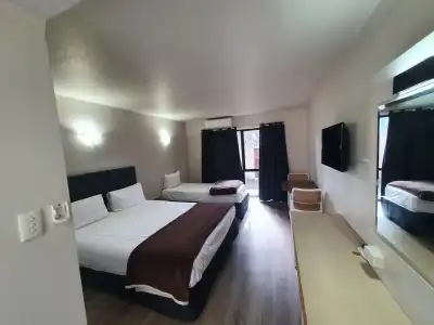 Ascot Epsom Motel - 2
