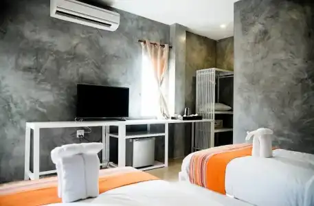Ban's Avenue Guest House - 35