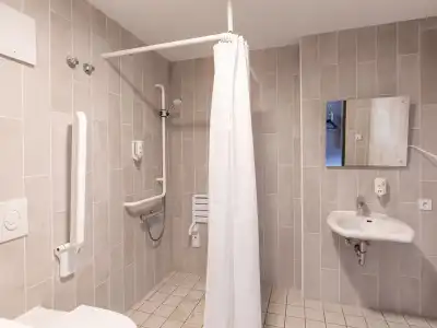 B&B Lübeck-Hbf - 7