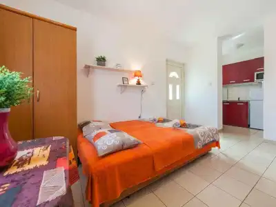Maki Apartments - 4