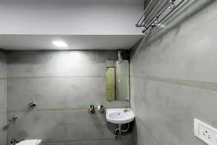 Airport Annex - 30