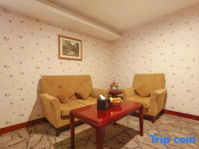 Jinhuayue International - 124