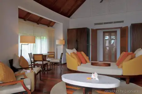 Constance Halaveli Maldives - 7