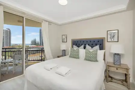 Palazzo Colonnades - 7