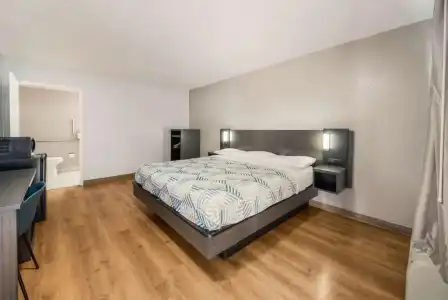 Studio 6 Laredo, TX - North I-35 - 56