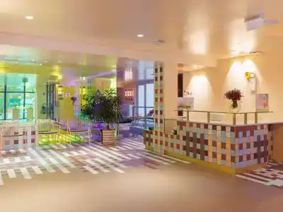 Aiden By Best Western Clermont-ferrand & Spa - 1