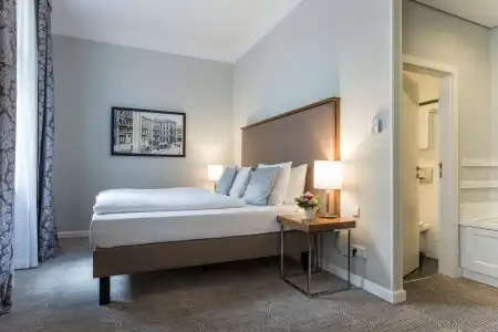 Radisson Blu Schwarzer Bock - 38