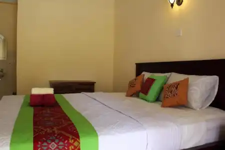 Nugraha Guest House 2 - 5