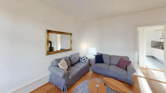 Unique Serviced Living at Airport Line - 25