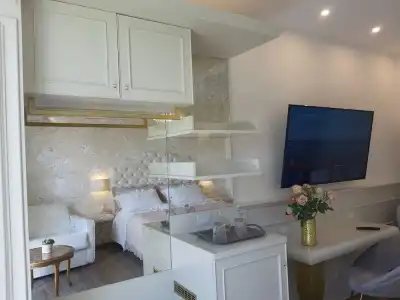 Dreams Guest House - 36