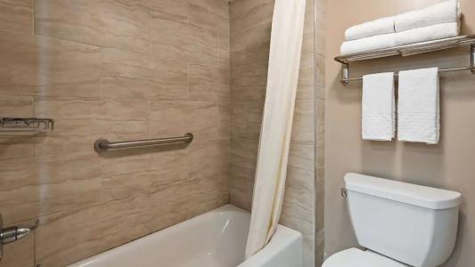 Spark by Hilton Biloxi Ocean Springs - 10