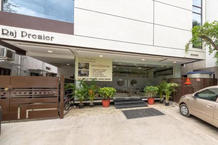 Treebo Raj Premier, Indiranagar - 4