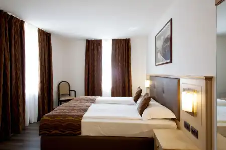 Portici Romantik & Wellness - 2
