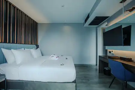 Rak Elegant Patong - 5