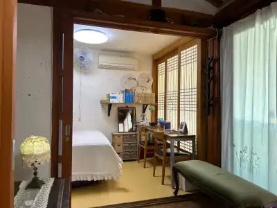 Hanok Eugene's House Dongdaemun - 2