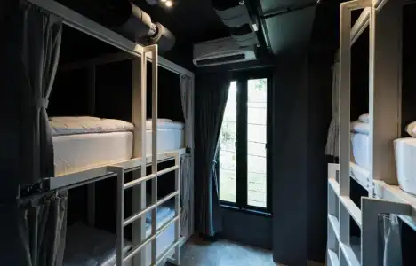 Issara by d Hostel - 40