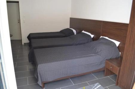 Zwei Raben Pension - 1