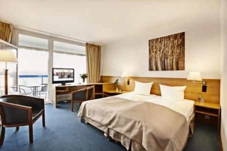 Ploener See by Tulip Inn - 35