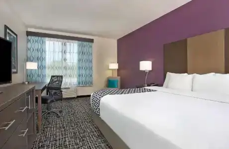 La Quinta Inn & Suites by Wyndham Chattanooga - Lookout Mtn - 27