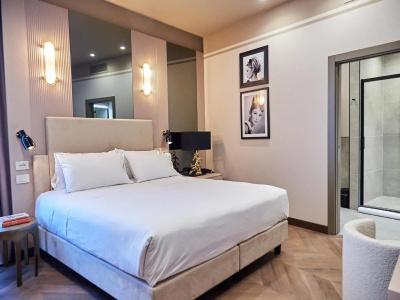 The Glam Boutique & Apt - 3