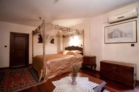 Villa Sphendone - 53