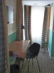 Hôtel Les 3 Poussins - 54