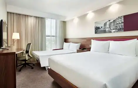 Hampton by Hilton Bristol City Centre - 5