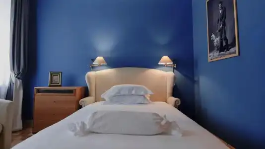 Vozdvyzhensky Boutique-Hotel - 56