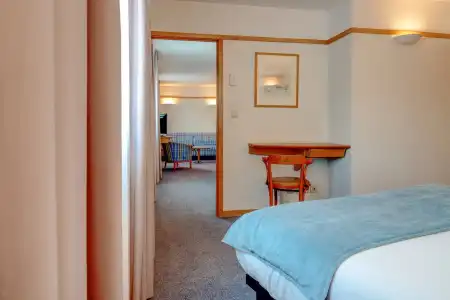 VIP Executive Eden Aparthotel - 33