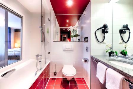 Ramada by Wyndham Essen - 8