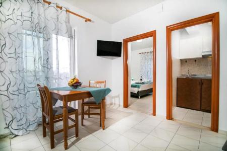 Platoni Elite Apartments - 32